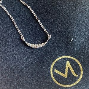 Mejuri:Dainty silver necklace with white sapphires